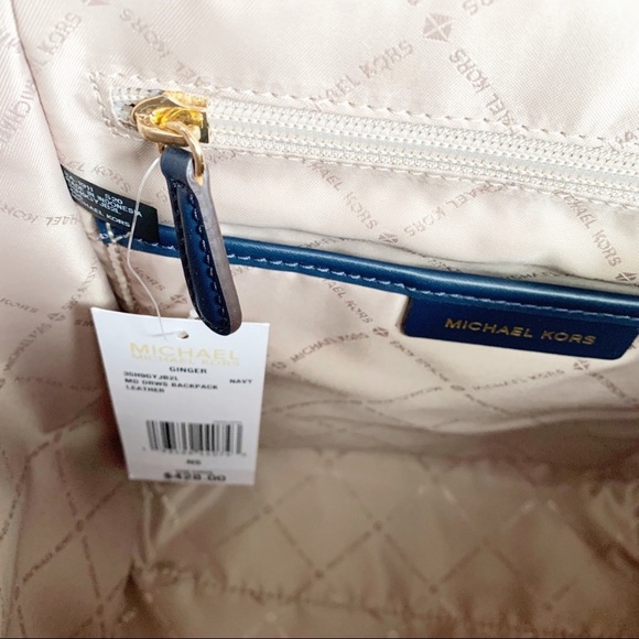 📌CLOSING SALE📌 Michael Kors Backpack 🎒 - Picture 5 of 7